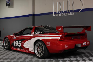 Illustration for article titled You Can Buy This 572hp Acura NSX Race Car For The Price Of A WRX STI